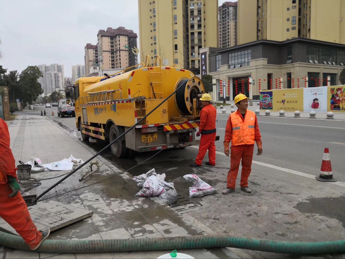 侨乡街道开发区排污管道清淤-管道清洗