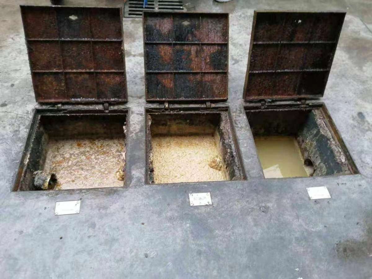 侨乡街道开发区清理隔油池-污水池清掏